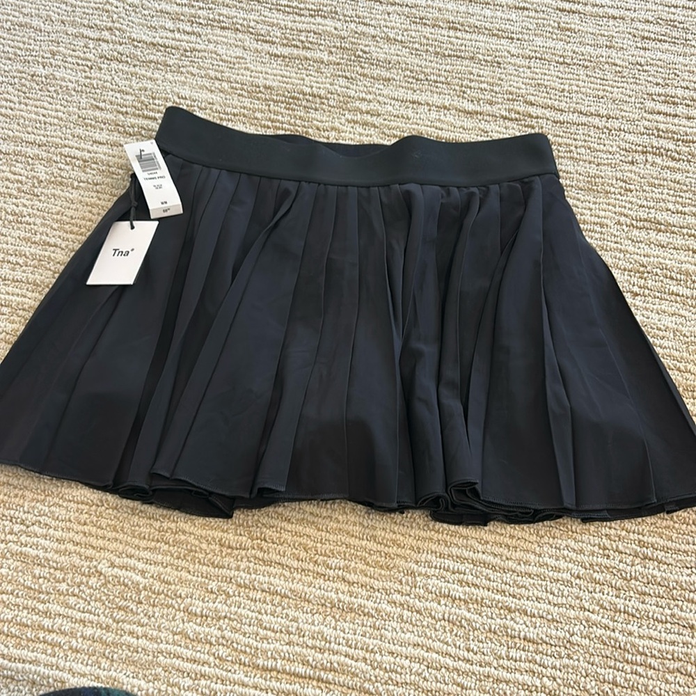 Aritzia sport skirt with shorts underneath